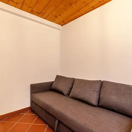 Apartman Lo Speziale - Paccasassi *