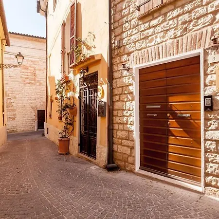 Lo Speziale - Paccasassi * Sirolo